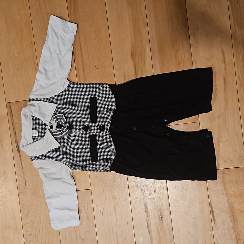 Boys suit